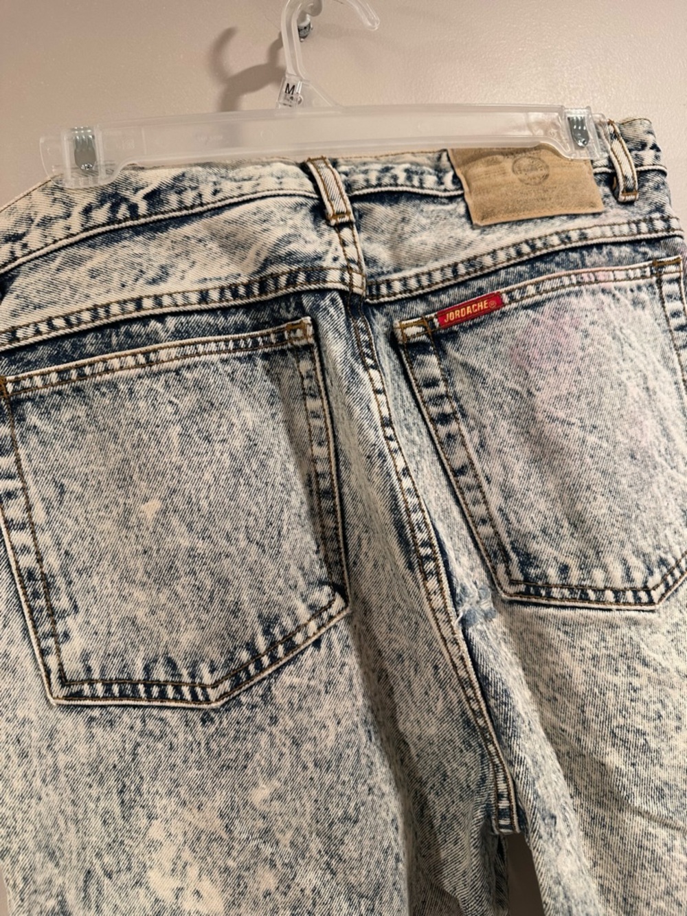 Jordache Men’s Slim Acid Wash Gray Jeans - Picture 7 of 16